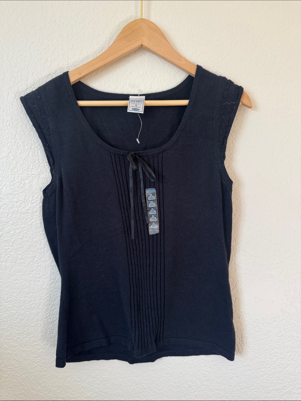 Vintage Old Navy Knit Tie-Front Top by